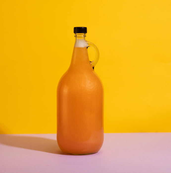 Consol Glass Kangaroo Bottle 2000ml with 31MM Black Lid